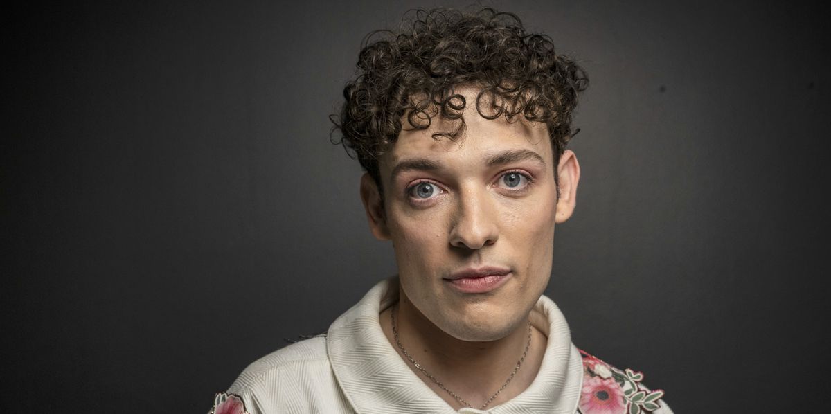 Musiker Nemo vertritt die Schweiz am Eurovision Song Contest, ESC, 2024 in Schweden, aufgenommen am Donnerstag, 29. Februar 2024 in Zuerich. (KEYSTONE/Ennio Leanza)