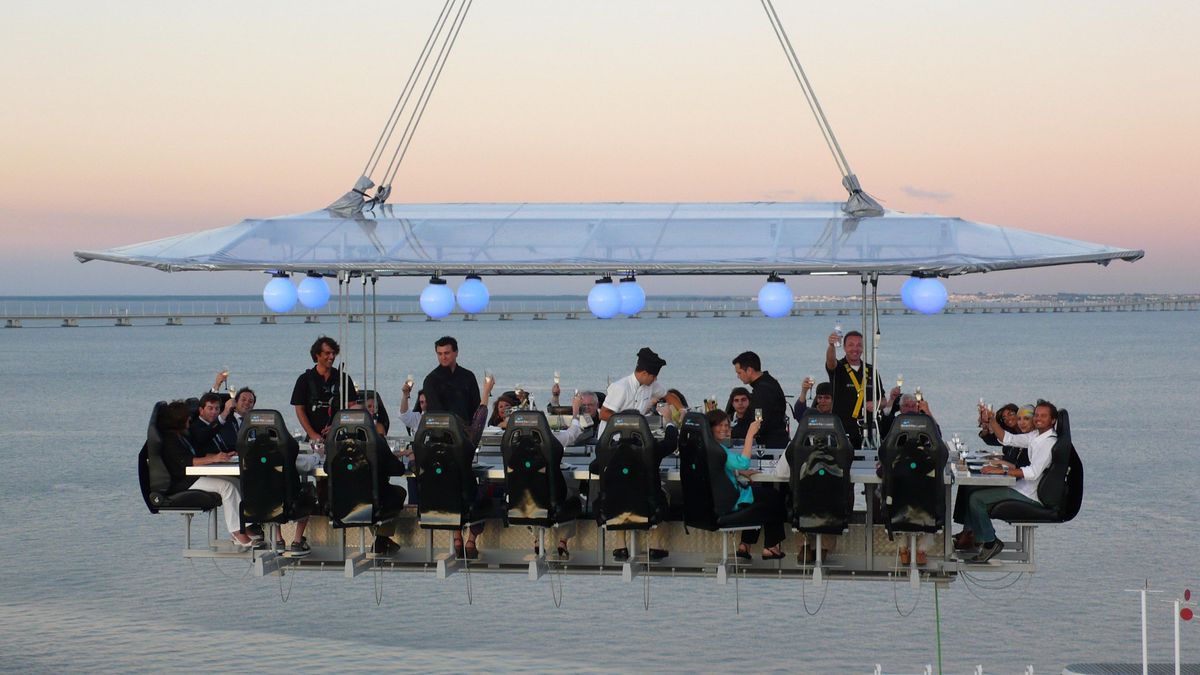 Thonon-les-Bains: Un repas au-dessus du Léman, clou du festival Toques ...