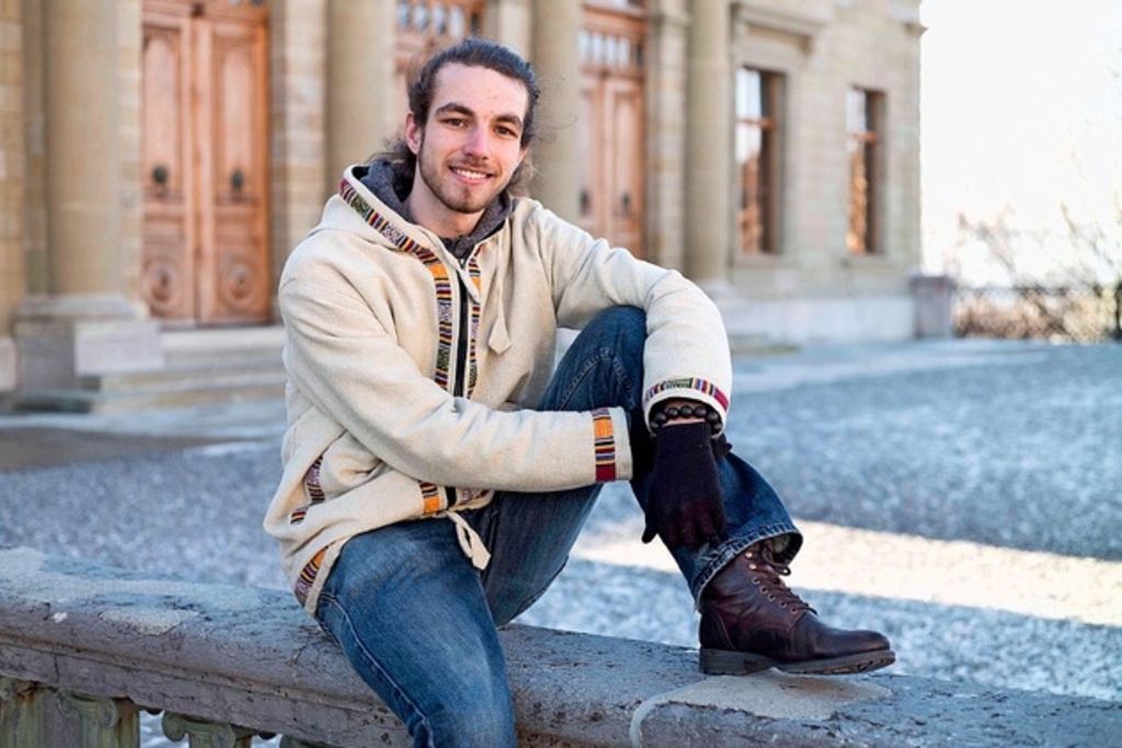 Le procès de l'activiste aux mains rouges repoussé