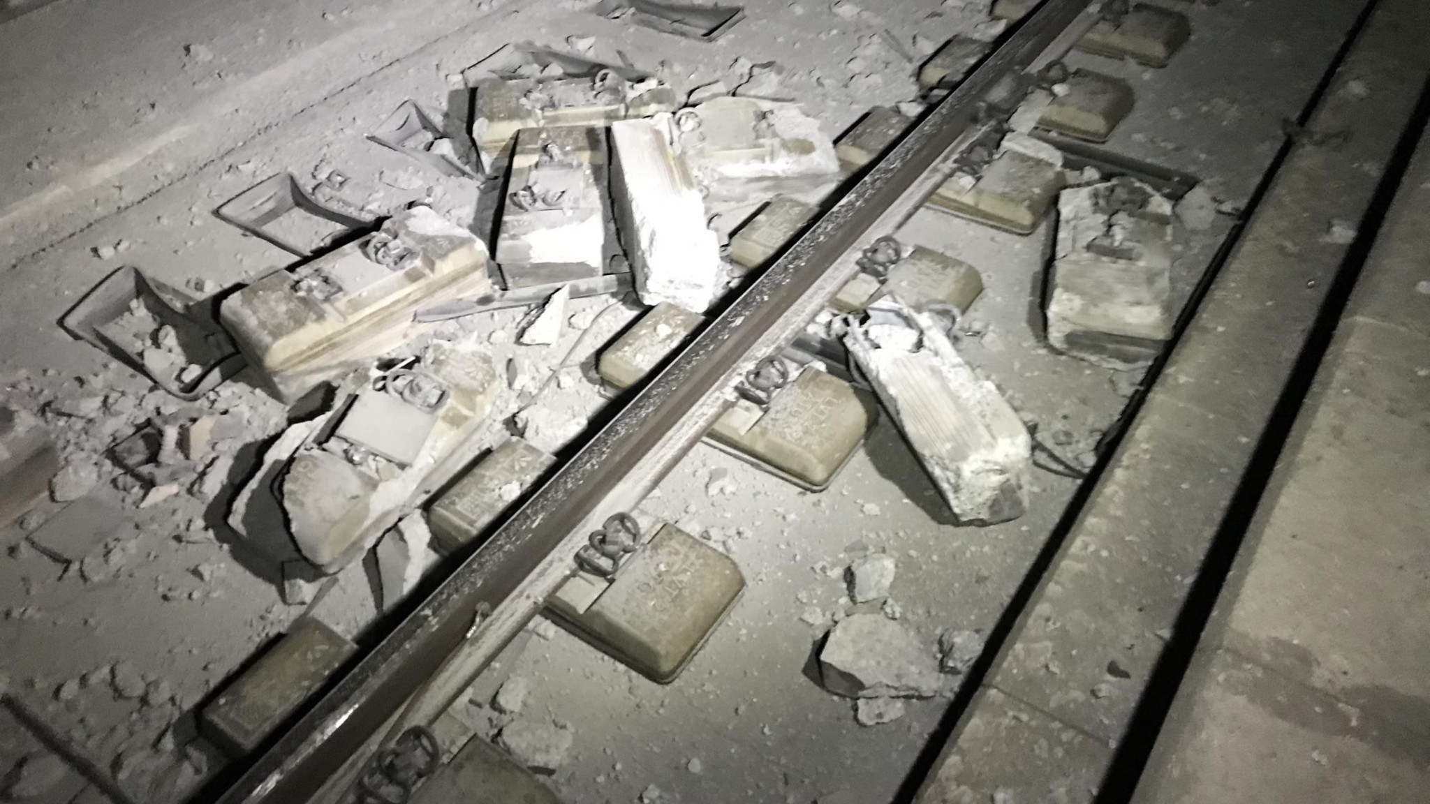 Zugunglück im Gotthard: Ein Riss im Herzen der Schweiz, der Kommentar ...