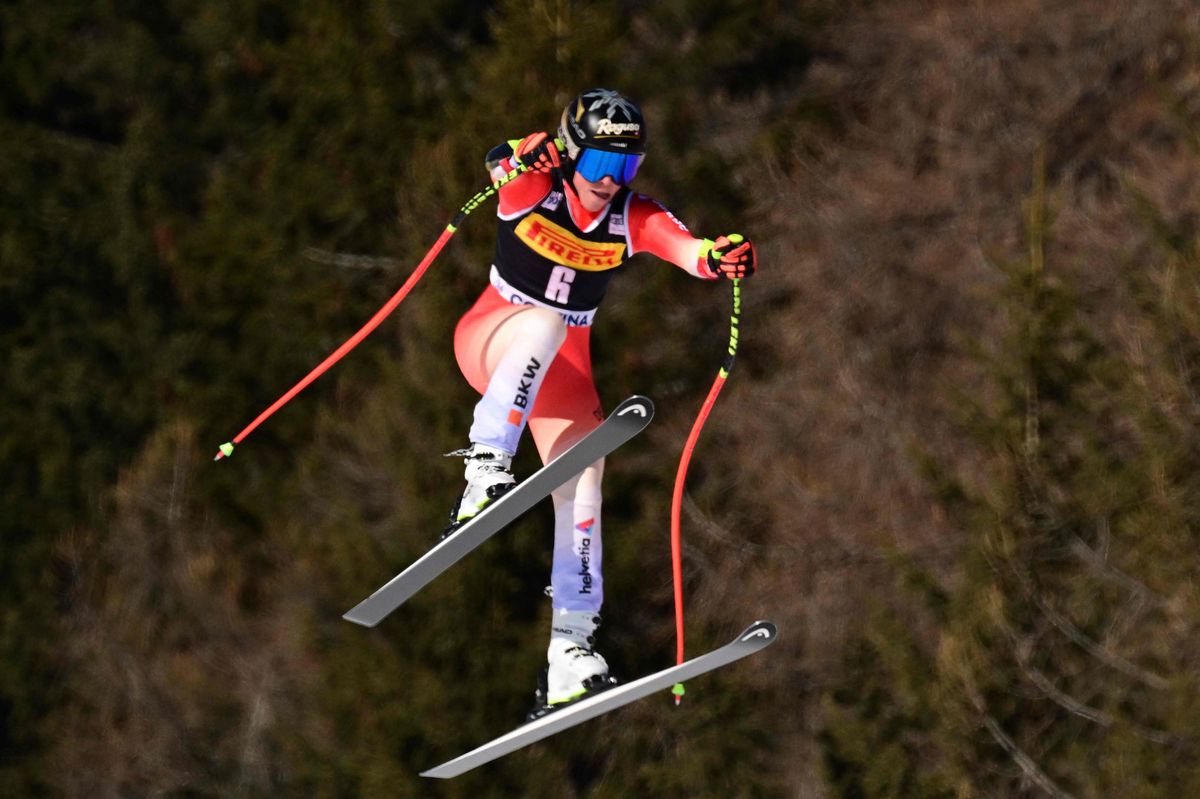 Switzerland's Lara Gut-Behrami competes during the Women's Super G event of FIS Alpine Skiing World Cup in Cortina d'Ampezzo, Italy on January 28, 2024. (Photo by Tiziana FABI / AFP)