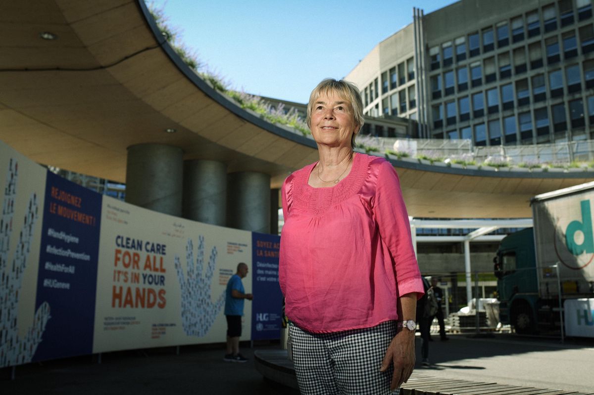 Michèle Metrailler est bénévole à  l’unité de neuro chirurgie des HUG.