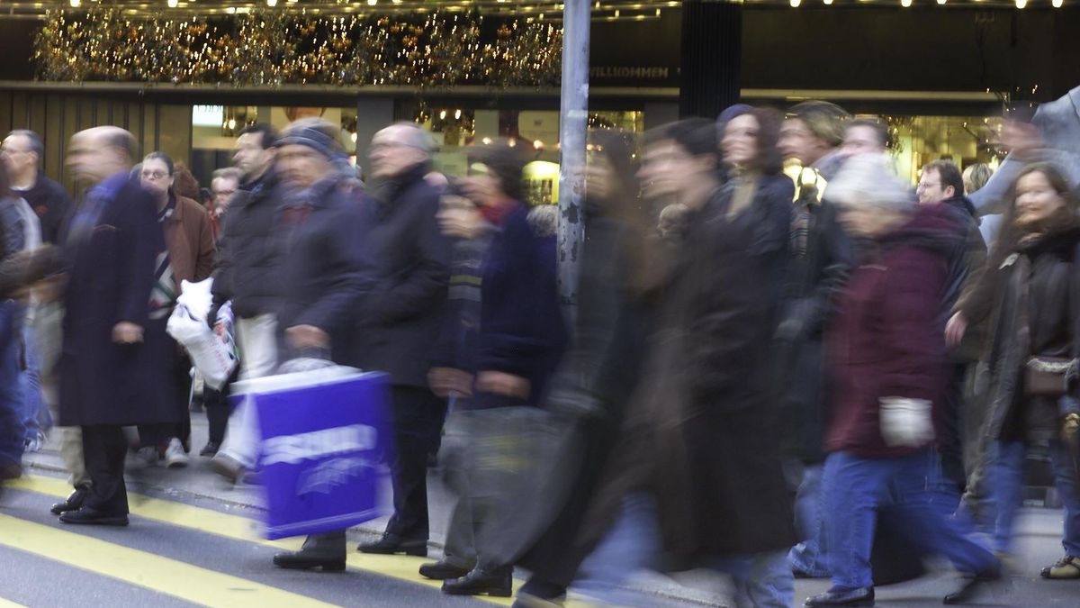 Mehr-Sonntagsverk-ufe-sollen-kommen-die-Unia-wehrt-sich
