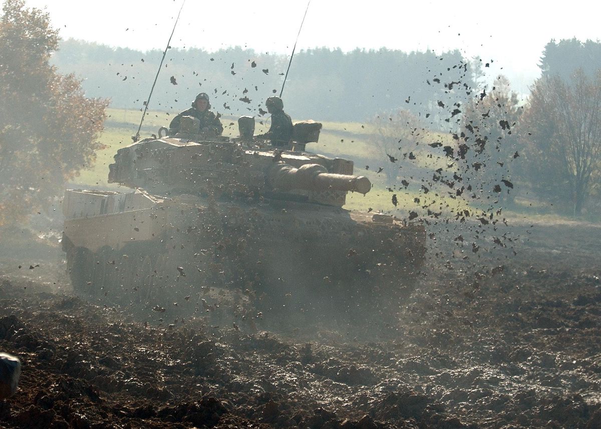 Les chars Leopard 2 sont devenus le symbole des crispations autour de l’exportation d’armes suisses vers l’Ukraine.