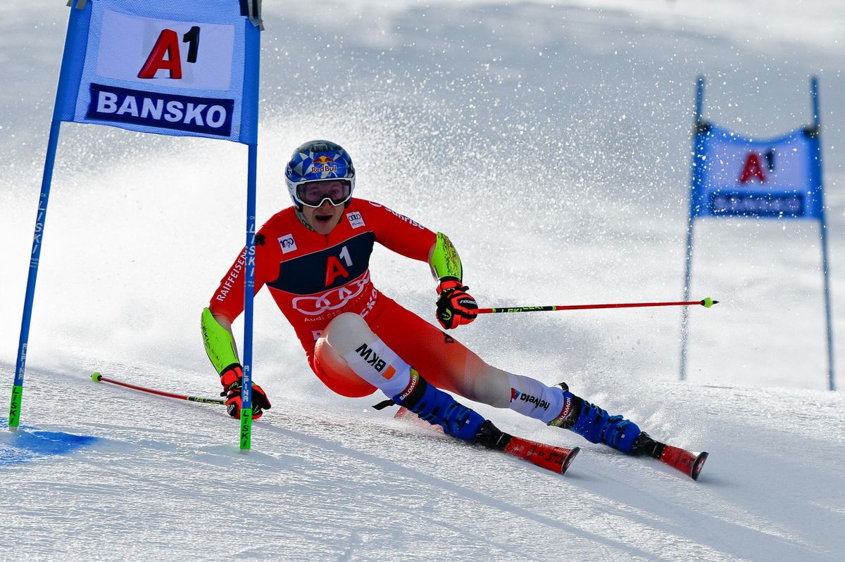 Switzerland's Marco Odermatt competes in the first run of the Men's Giant Slalom event during the FIS Alpine Ski World Cup in Bansko, on February 10, 2024. (Photo by Nikolay DOYCHINOV / AFP)