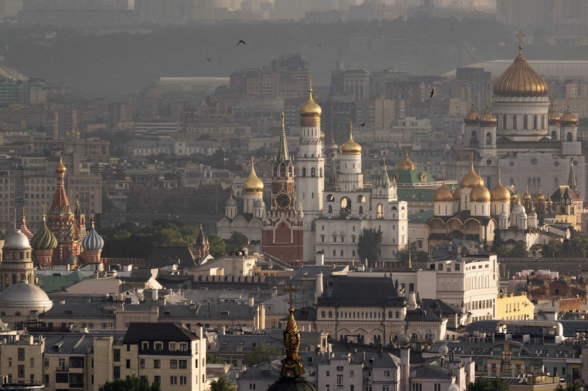 Vue du Kremlin au centre de Moscou, photographiée le 26 mai 2024. (Photo par Natalia KOLESNIKOVA / AFP)