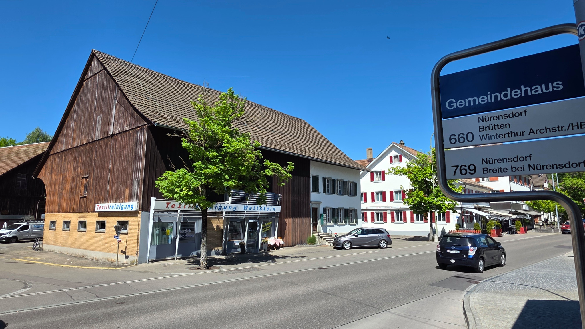 Bassersdorf lässt Haus schützen: Haus mit chemischer Reinigung muss stehen bleiben