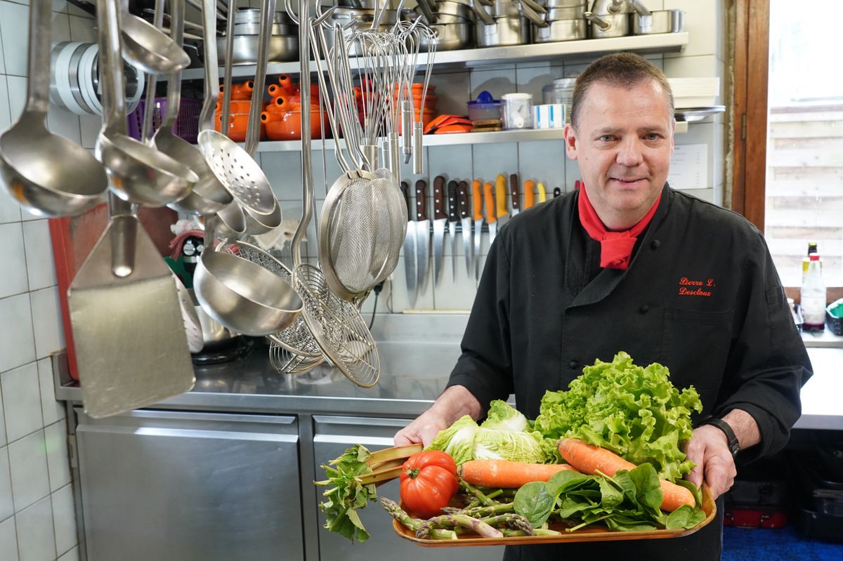 Satigny, le 16/04/2024 - Gastro: Auberge de Choully, 19, Crêts-de-Choully dont le chef est Pierre-Louis Descloux .