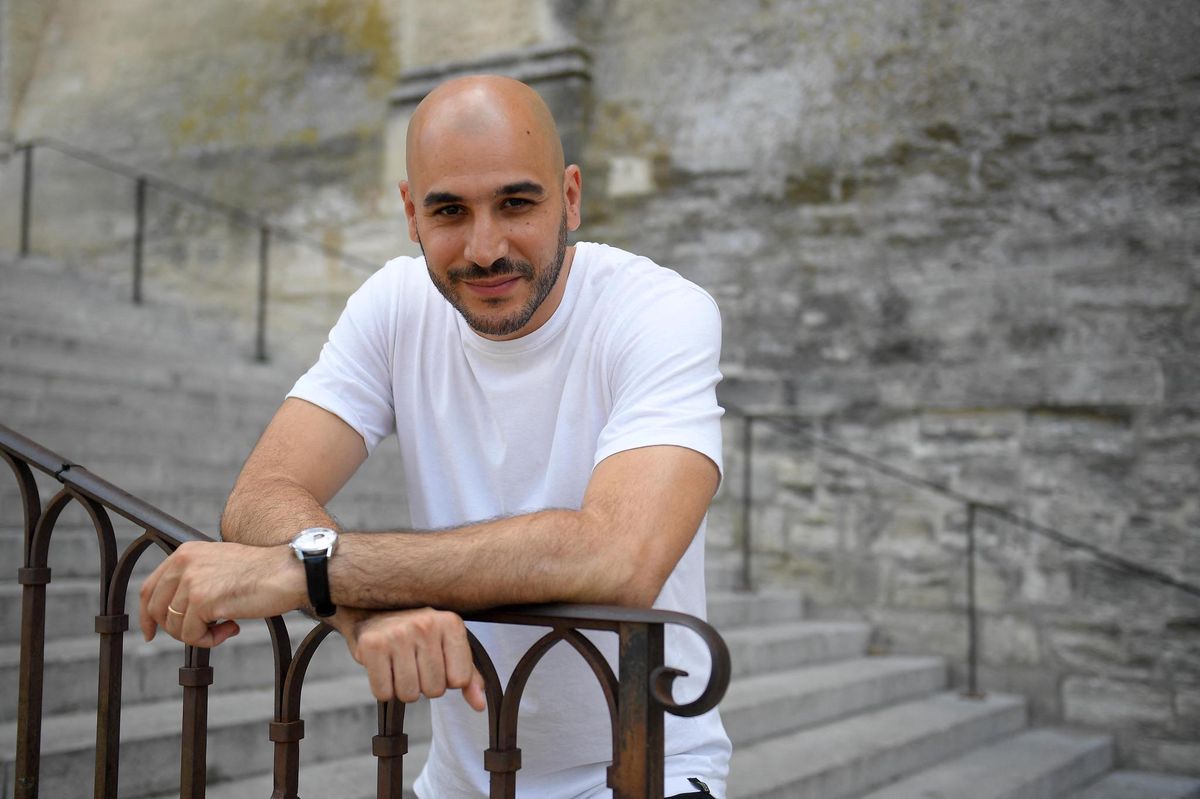 Mehdi Djaadi au Festival d’Avignon, où il a présenté son seul en scène «Coming-Out». 
