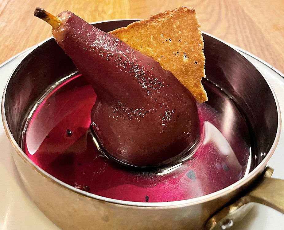 Poires au vin rouge