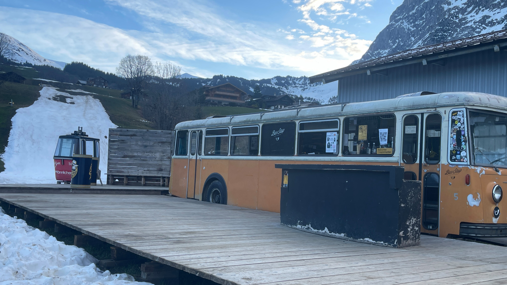 Alter Bus Zu Verschenken