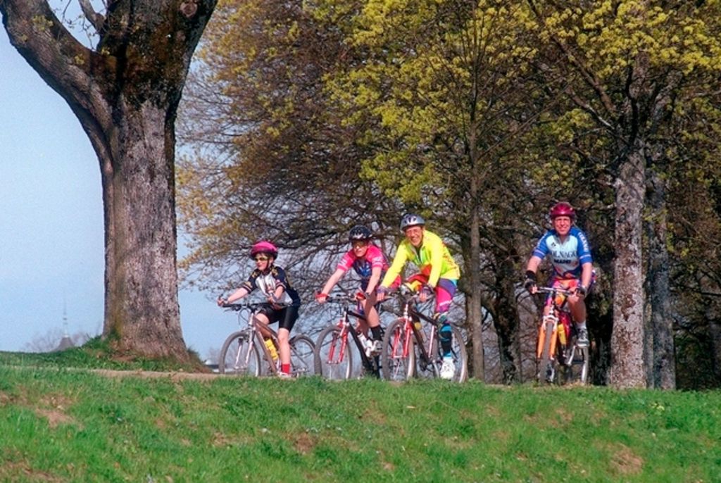 40 Kilometer autofrei durch acht Berner Gemeinden