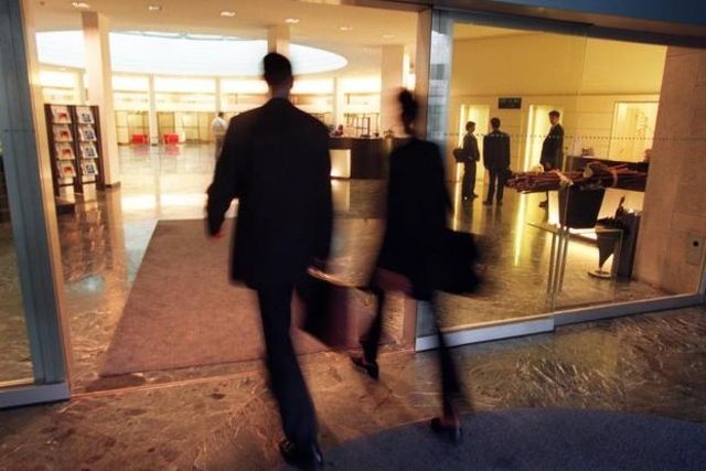 Les conseillers rencontraient discrètement les candidats à l'évasion fiscale.