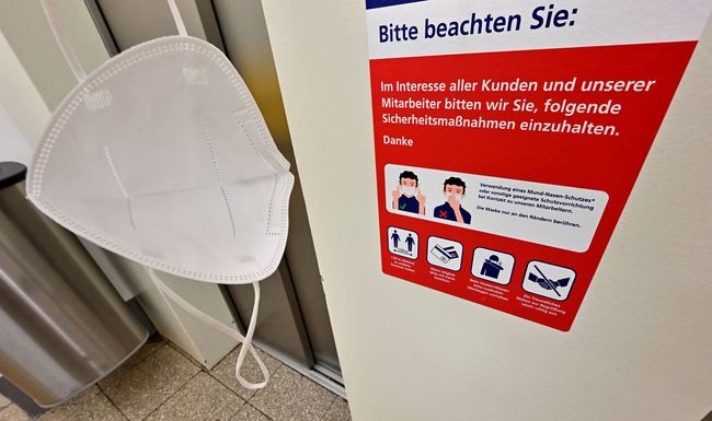 Personen, die unter den Corona-Massnahmen litten, sollen entschädigt werden.