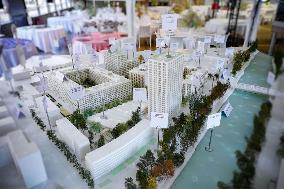 Les Vernets, ce sont 1350 logements répartis dans deux grands îlots de neuf étages ainsi que dans une tour de 26 étages au bord de l’Arve.