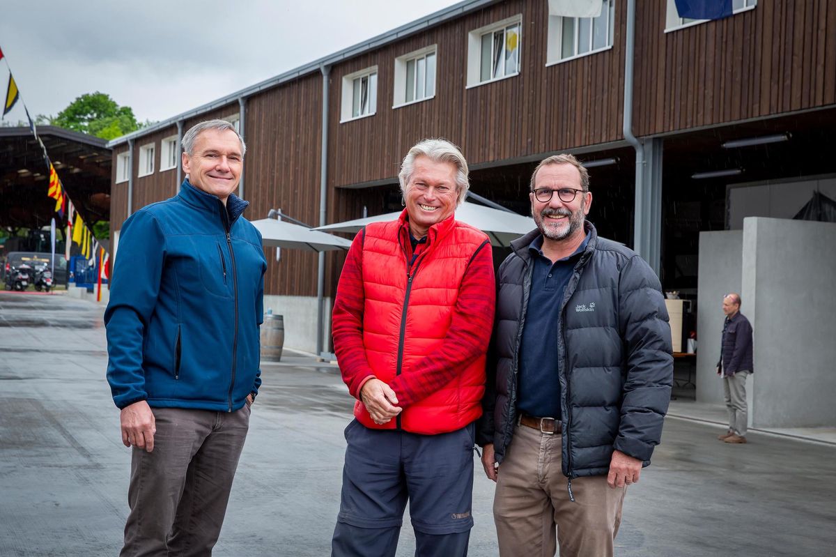 Genève, le 15 mail 2021. Thierry Plojoux, administrateur, Markus Braendle, directeur Yacht Club et Serge Patry, directeur et copropriétaire du chantier. Le Chantier Naval de Corsier-Port  a organise une journée Portes Ouvertes afin de présenter ses nouvelles installations de marina et son nouveau port.