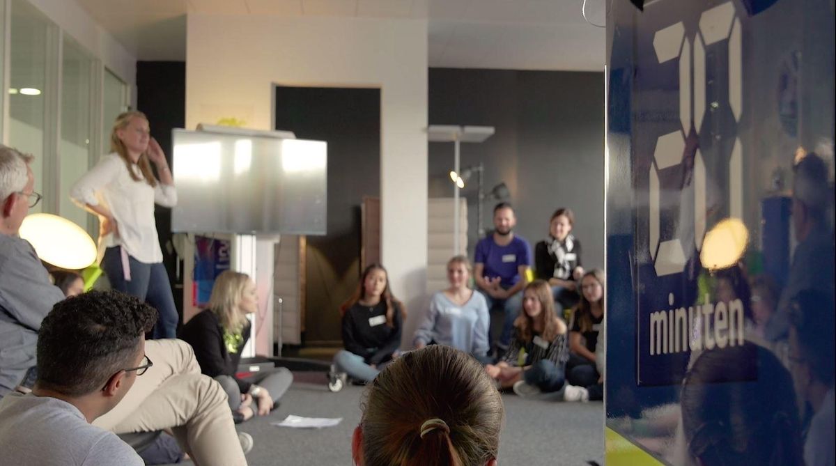 Seit Mitte September besuchen uns wöchentlich 25 Jugendliche zwischen 13 und 17 Jahren im 20 Minuten Youth Lab. Während des dreimonatigen Programms wollen wir so viel wie möglich voneinander lernen. Seit Mitte September besuchen uns wöchentlich 25 Jugendliche zwischen 13 und 17 Jahren im 20 Minuten Youth Lab. Während des dreimonatigen Programms wollen wir so viel wie möglich voneinander lernen.