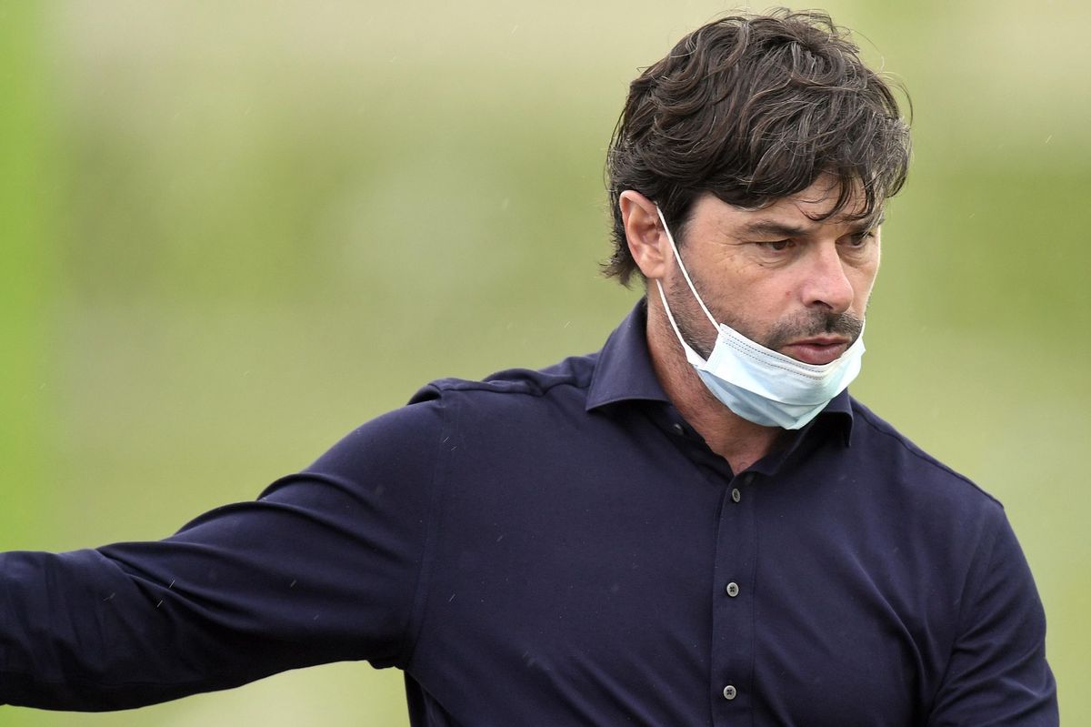 FCBTrainer stellt die Sinnfrage Sforza zu Fussball in CoronaKrise