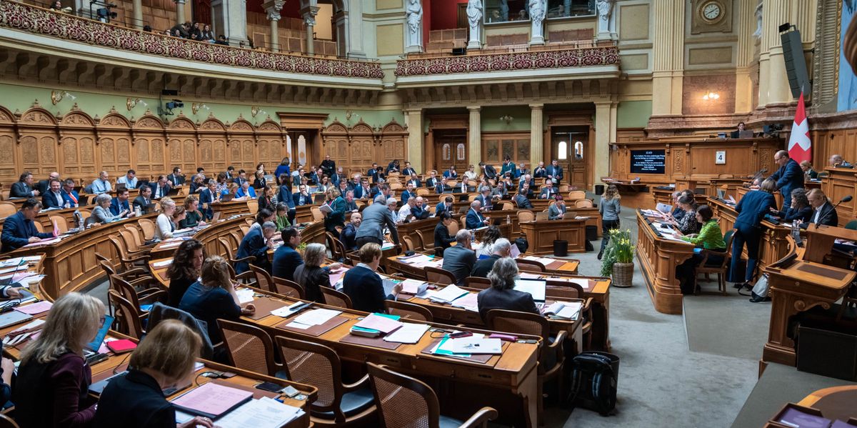 Asylpolitik-in-der-Schweiz-Parlament-heisst-bernahme-von-Gefl-chteten-aus-EU-Staaten-gut