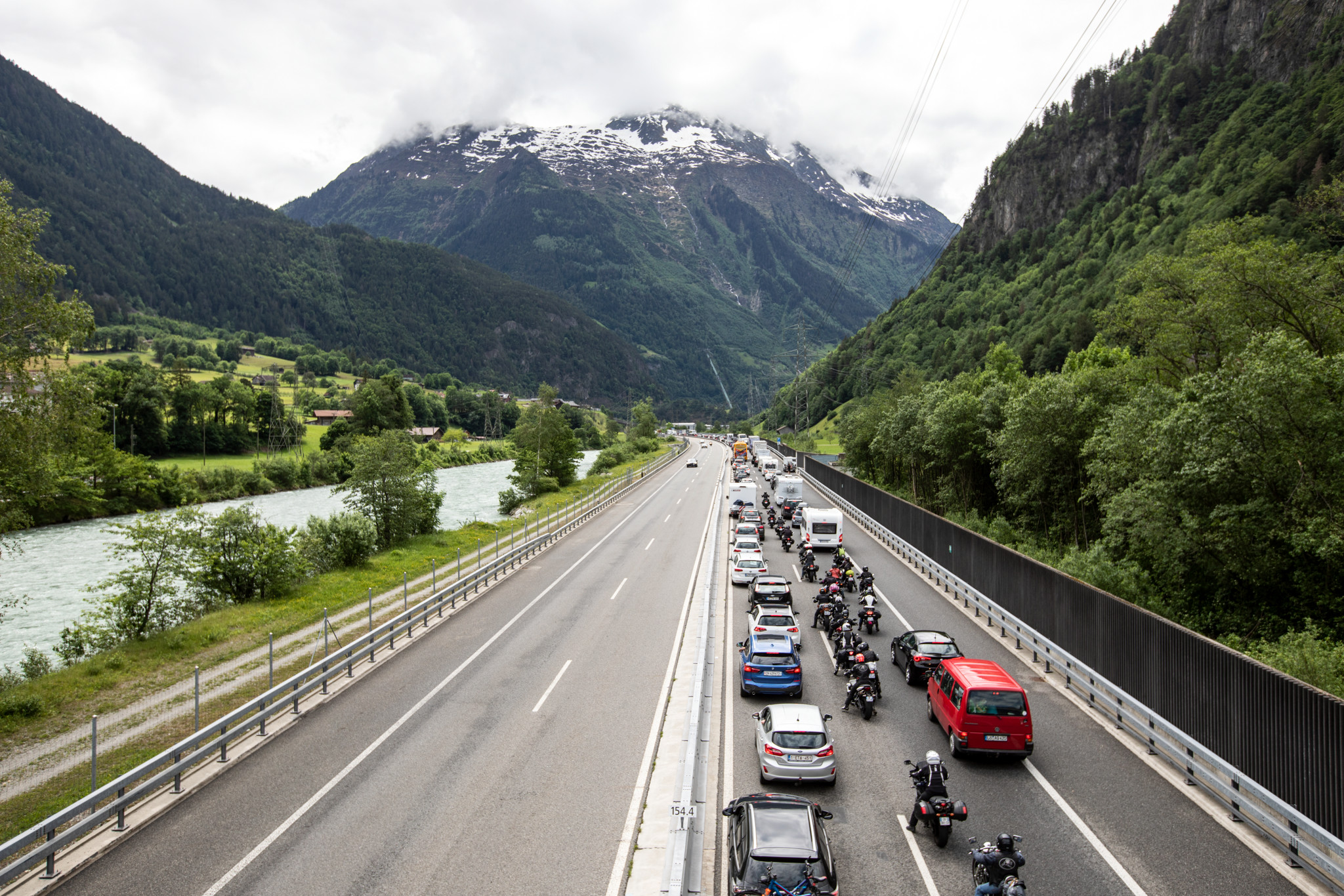 Relations Suisse-UE: L’idée d’une taxe de transit pour étrangers provoque la colère à Bruxelles