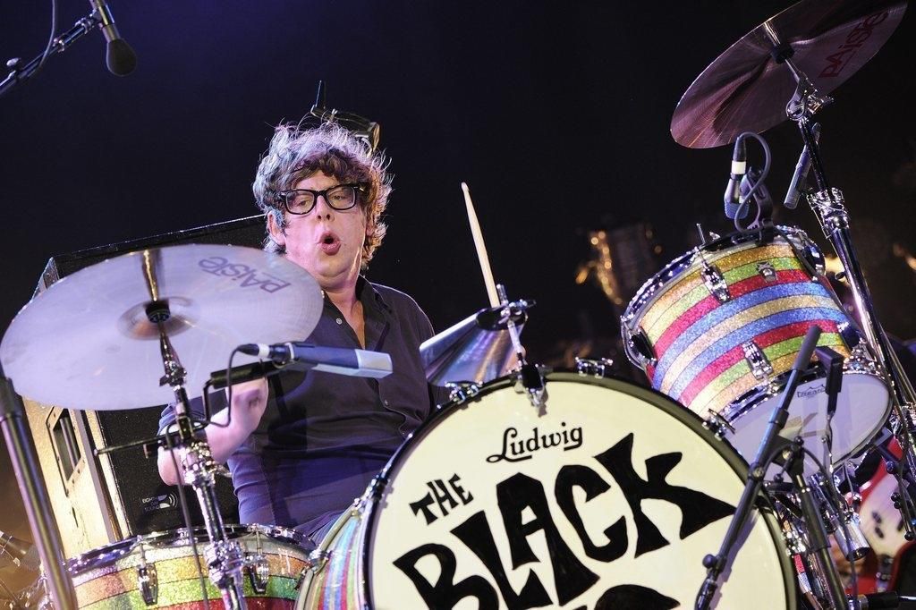 «Ich kann dir locker 250 Songs auf Youtube zeigen, für die Künstler nicht bezahlt werden», sagt zum Beispiel Patrick Carney von den Black Keys. «Ich kann dir locker 250 Songs auf Youtube zeigen, für die Künstler nicht bezahlt werden», sagt zum Beispiel Patrick Carney von den Black Keys.