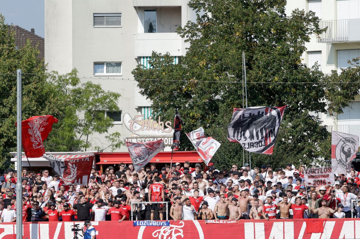 01.09.2024; Winterthur; Fussball Super League - FC Winterthur - Servette FC; Fans Winterthur  (Marc Schumacher/freshfocus)