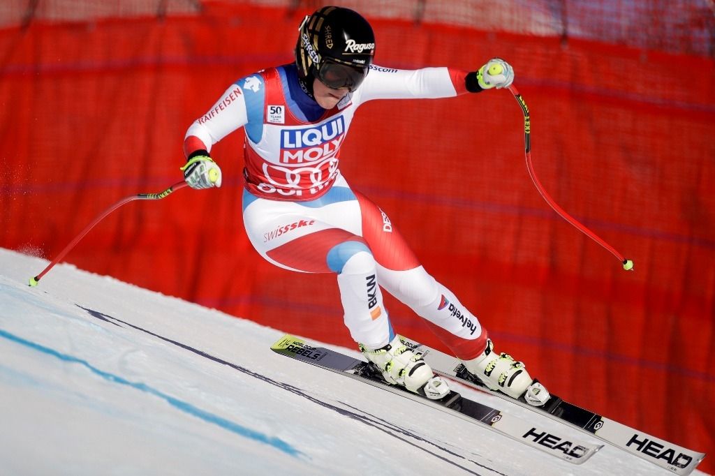 Lara Gut chute, Stuhec gagne et Shiffrin se place