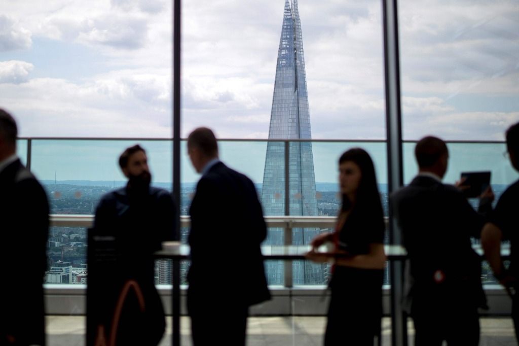 Il escalade la fameuse tour de Londres à mains nues