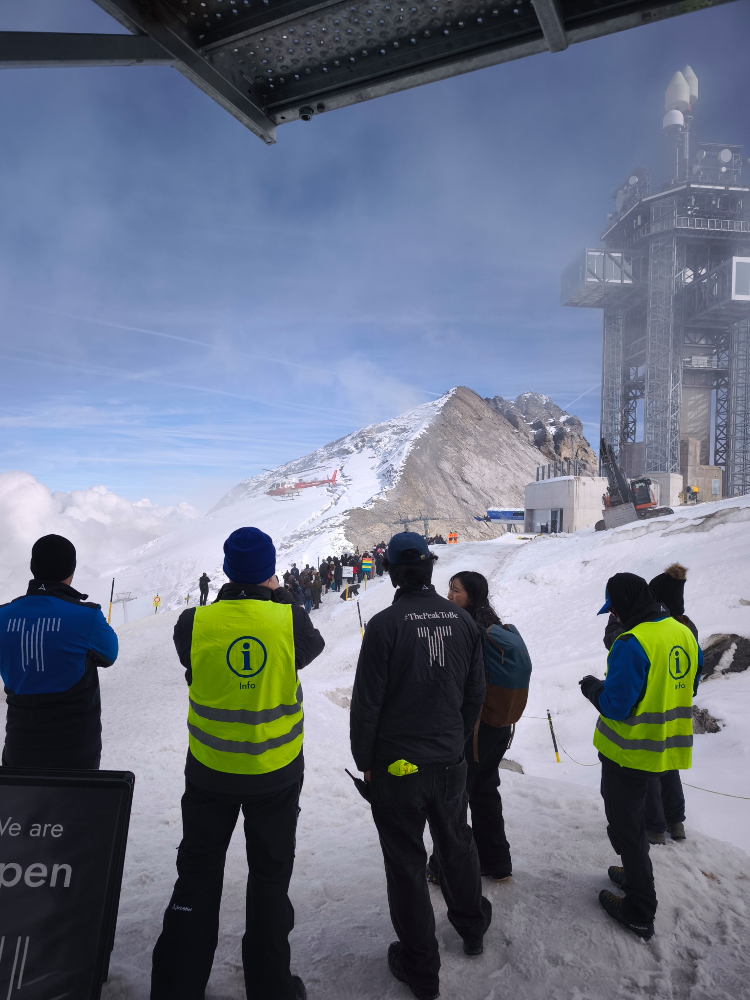 Téléphérique du Titlis: Des hélicoptères évacuent 120 personnes après une panne