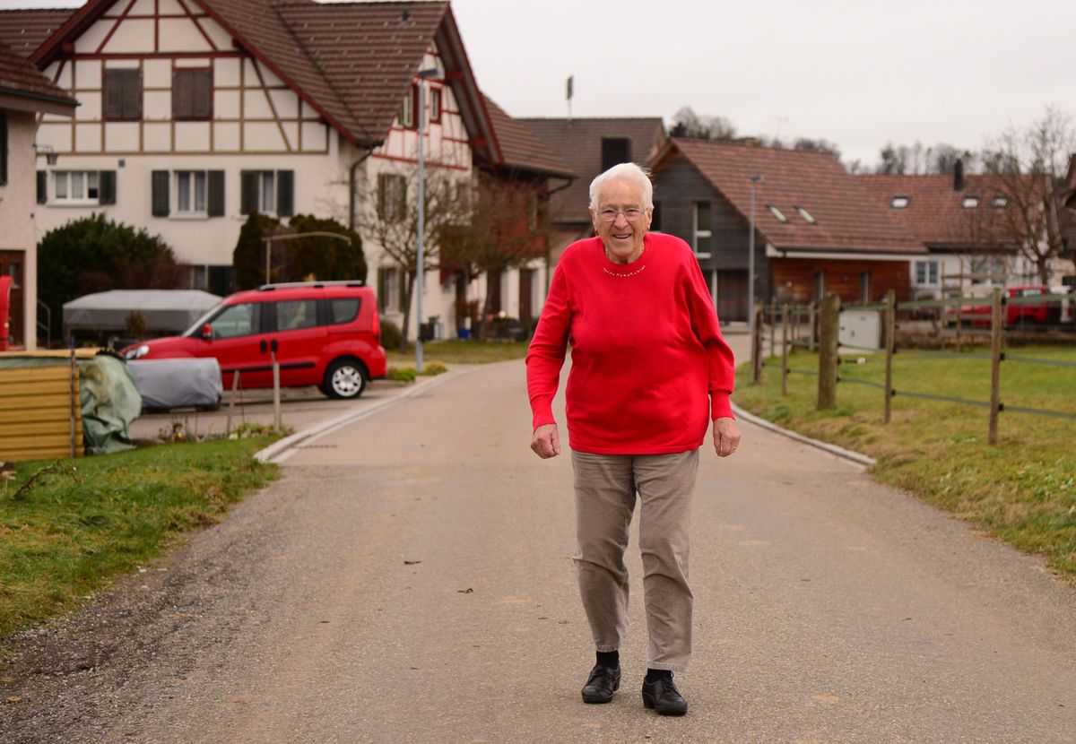 Die kleinste und die grösste Gemeinde Volken hat so viele Einwohner wie Seuzach Kühe Der Landbote