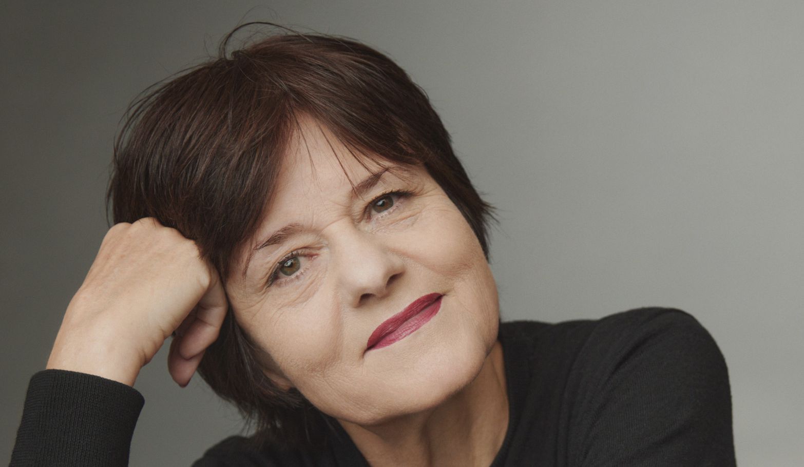 • La fourniture de cette image ne vaut aucunement cession des droits sur ladite image. Celle-ci n’est pas libre de droits, 
elle est soumise à des conditions strictes d’utilisations.
• Toute modification ou altération de l’image est interdite sans autorisation expresse de l’auteur de l’image.
• Les droits de reproduction et de représentation de cette image sont cédés par Jean-François Robert aux Éditions Flammarion 
et ses départements et marques, pour l’illustration d’article de presse relatif aux livres de l’auteur publiés par Flammarion et ses maisons 
(à l’exclusion des Unes de magazines et journaux en version papier et numérique) et la promotion des ouvrages de l’auteur (à l’exclusion 
de toute utilisation avec achat d’espace), pour la France et tous pays de langue française. Toute autre utilisation est strictement interdite. 
Pour tout autre usage, il vous appartient de vous rapprocher des Éditions Flammarion. 