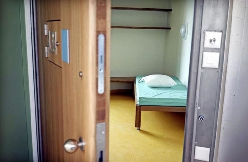 Un psychiatre reprend la main à Curabilis, en état de crise | Tribune ...