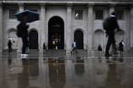 BoE-Zinsentscheid: Notenbank in London hält noch still