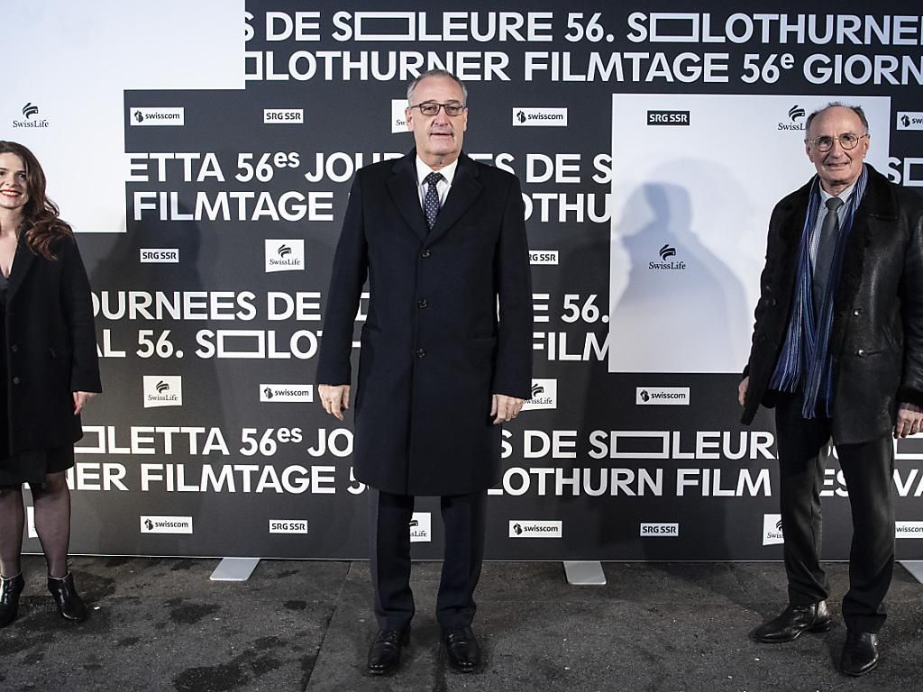 Le président de la Confédération Guy Parmelin avait ouvert une édition 2021 purement numérique en compagnie de la directrice du festival Anita Hugi, à gauche.