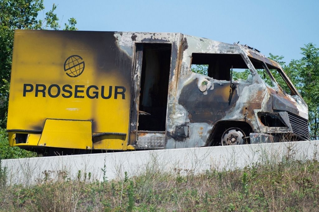 Ils braquent un fourgon... vide