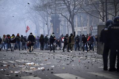 Kurdes tués à Paris: la garde à vue du suspect levée pour raisons de santé