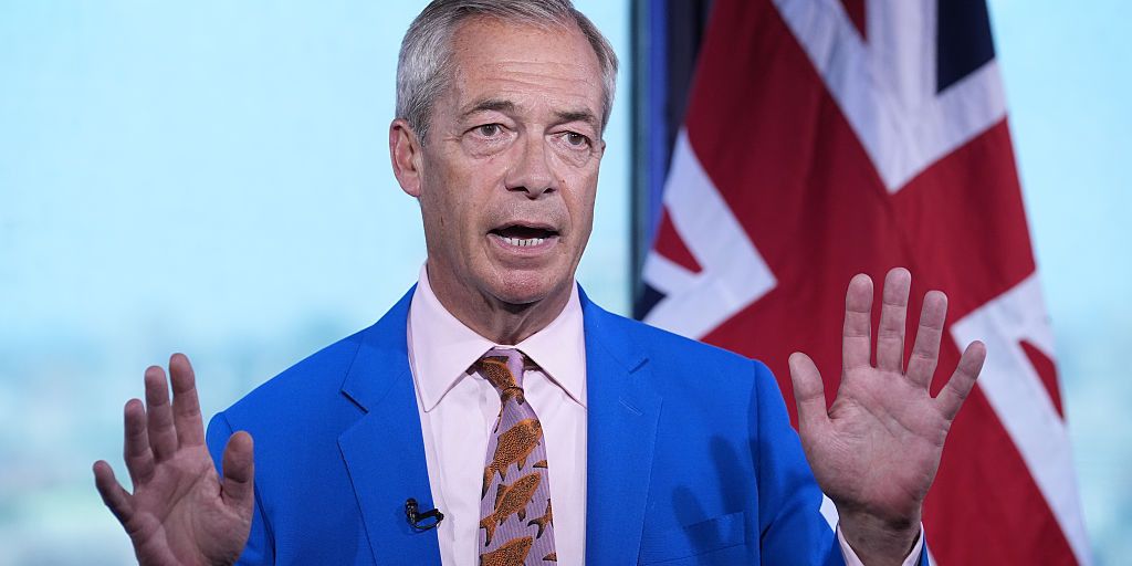 Nach-Spendenskandal-in-Grossbritannien-Zirkus-Fake-verzweifelter-Stunt-Das-sagen-Politiker-zu-Nigel-Farages-R-cktritt