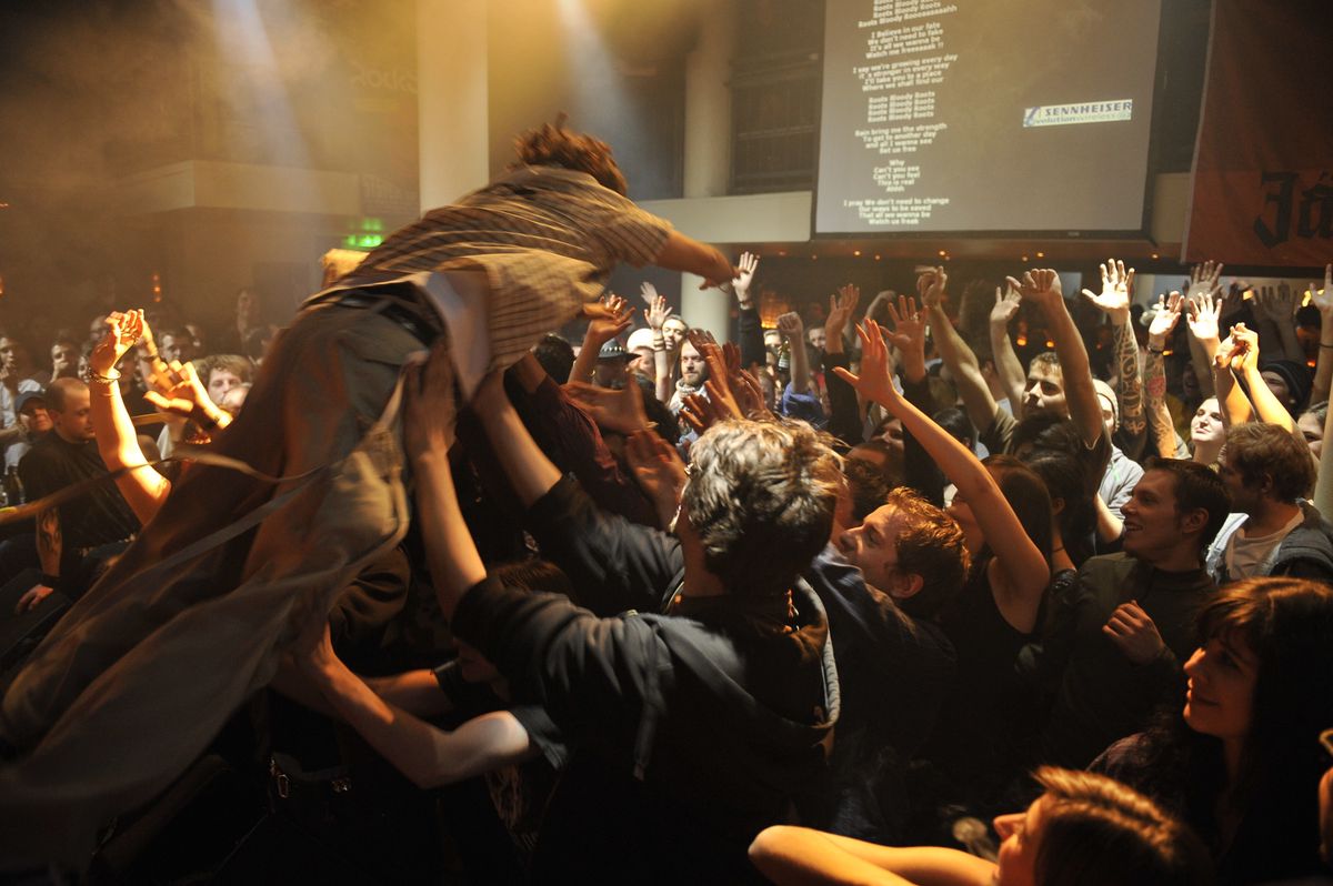 20 Jahre Karaoke from Hell in Zürich Ein Song lang Rockstar sein TagesAnzeiger