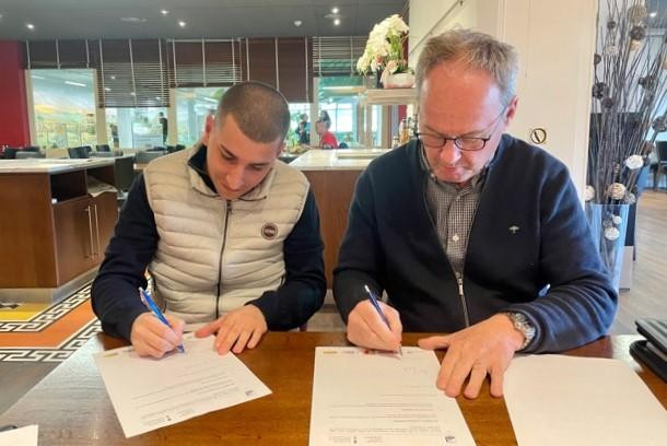 Auch beim Trainer setzt der FC Bassersdorf auf jung