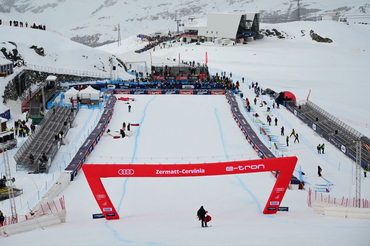 View of the finish area of the track after the women's downhill was cancelled due to bad weather at the FIS Alpine Ski World Cup in Zermatt-Cervinia, on November 19, 2023. (Photo by Marco BERTORELLO / AFP)