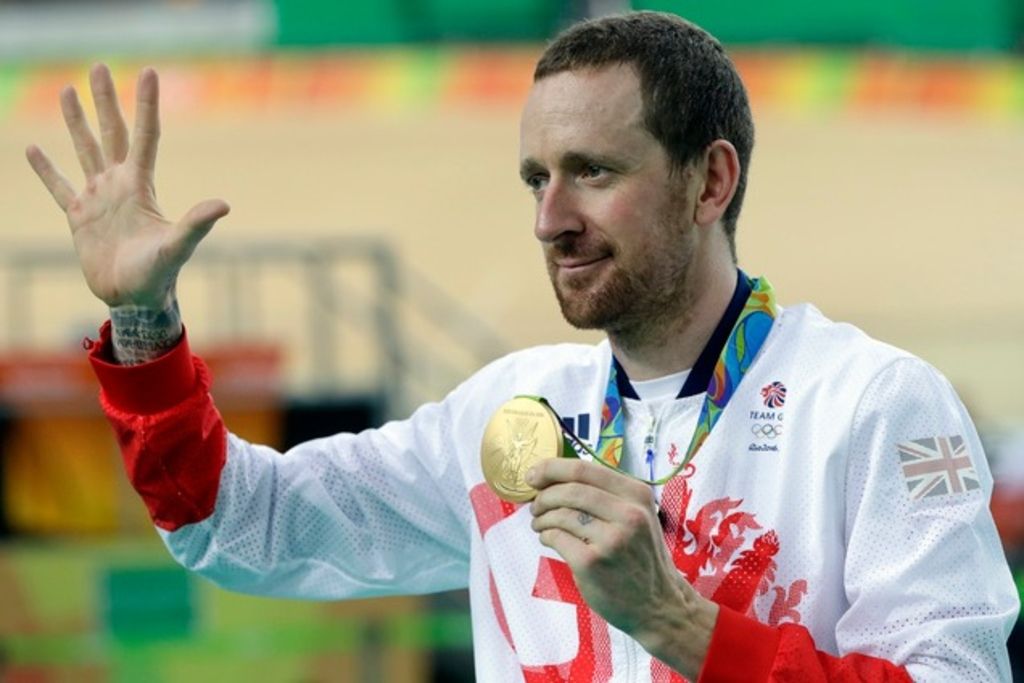 Bradley Wiggins se casse une jambe dans un jeu télé