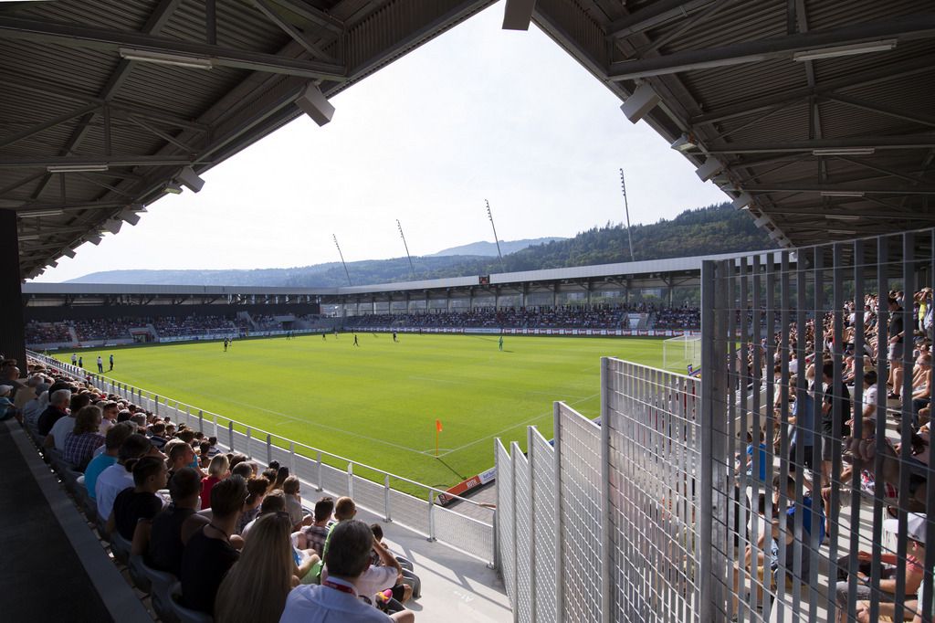 Bundesligist Erteilt Star Berater Stadion Verbot Jetzt Redet Der Verein - qjb444p