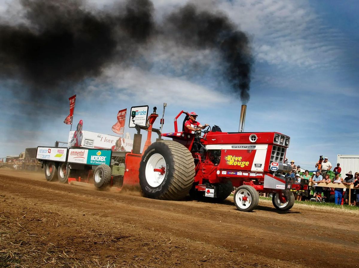 Grosser Rat gegen Verbot: Freie Fahrt für Tractor-Pulling | Berner Zeitung
