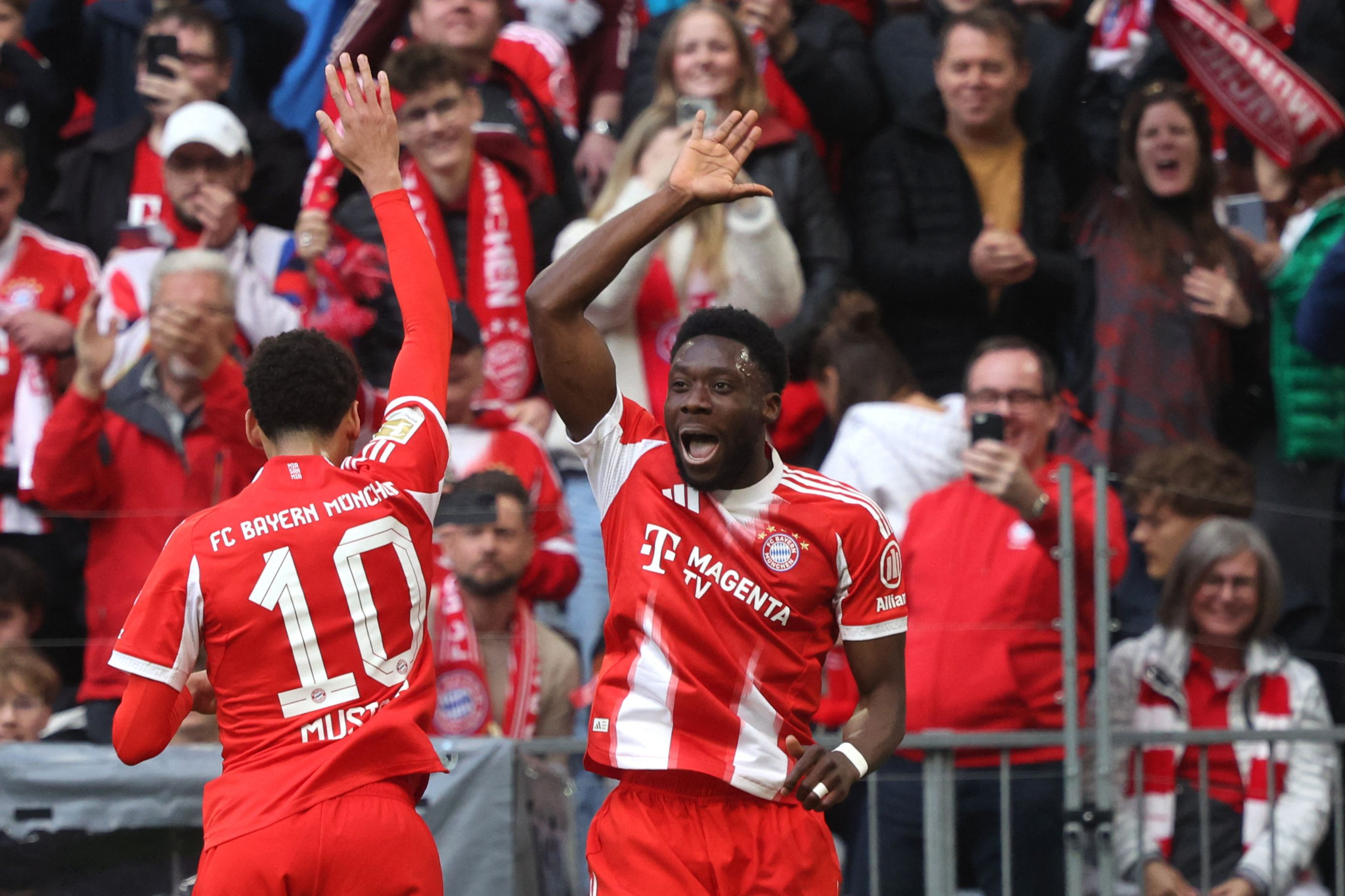 Bundesliga-Rekordmeister: Bayern München fährt locker den 35. Meistertitel ein