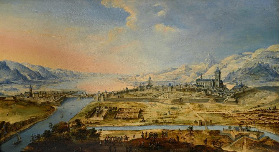 Peinture d’un paysage panoramique d’une ville historique avec un fleuve, des bâtiments anciens et des montagnes en arrière-plan.