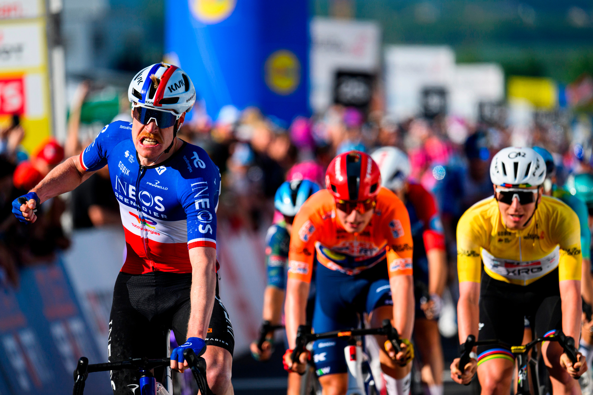 Tour de Romandie: Dorian Godon s’offre un deuxième bouquet à l’arrivée de la 3e étape