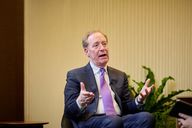 Naher Osten: Microsoft: 10-Mrd.-Investment soll Golfregion krisenfester machen