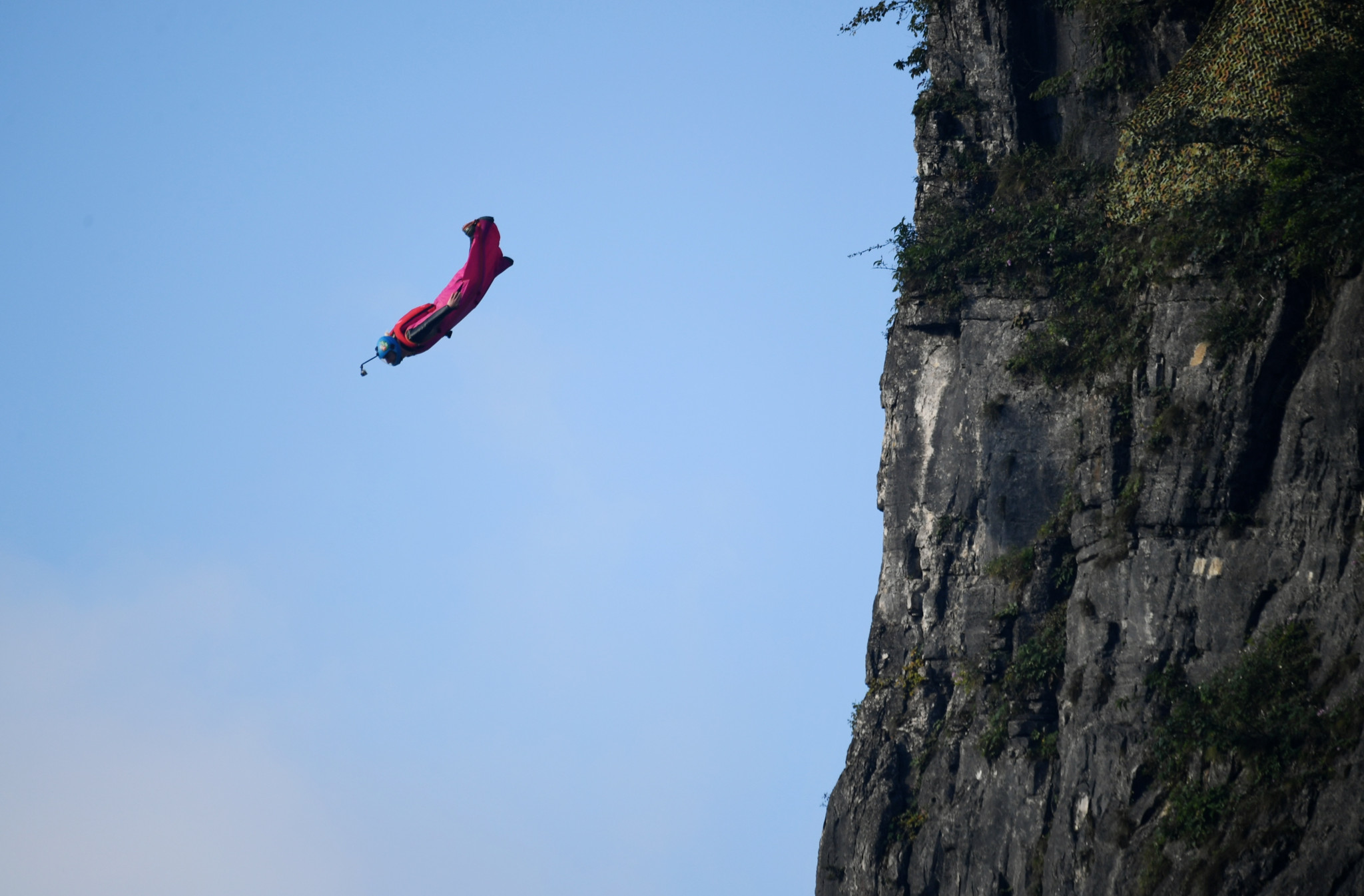 Unglück im Wallis: 29-Jähriger stürzt bei Wingsuit-Sprung in den Tod