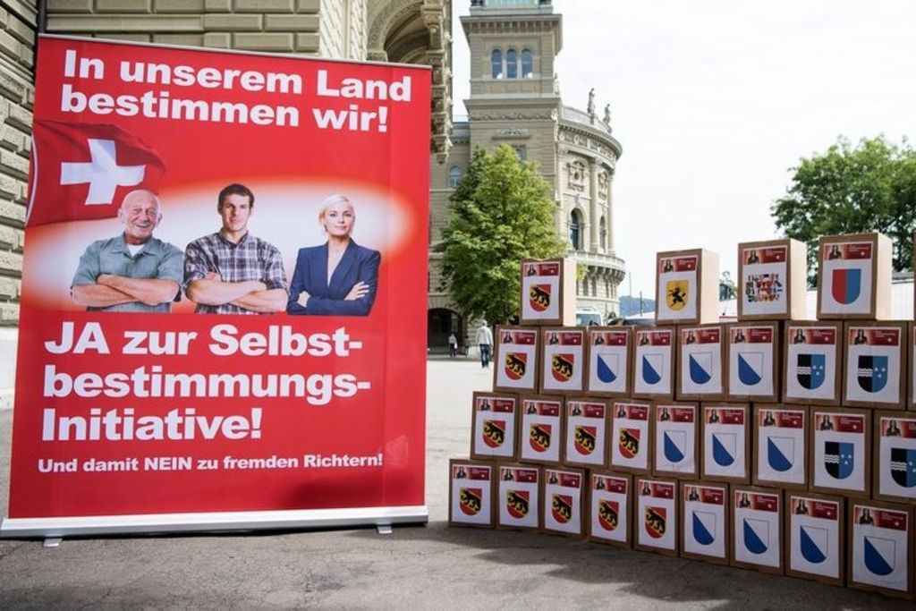 Comment le TF a mené au litige sur les juges étrangers