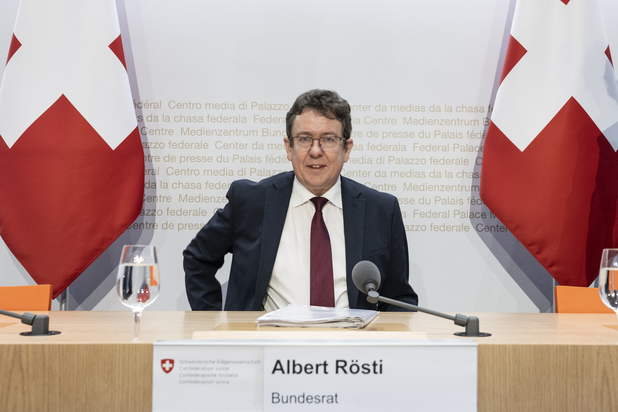 Abstimmung vom 9. Juni: Rösti stellt Argumente für Ja zu Energie ...